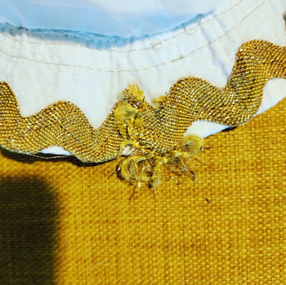 SOLD Vintage 90s White Baby Swimsuit and Hat Set with Gold Anchor - Picture 5 of 7